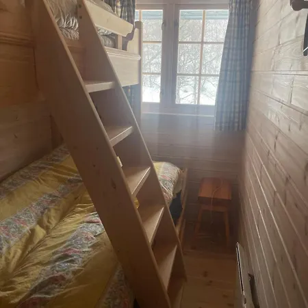 Nyaraló At Kvamskogen With A Great View Kvam