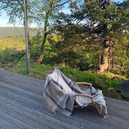At Kvamskogen With A Great View Ferienhaus *