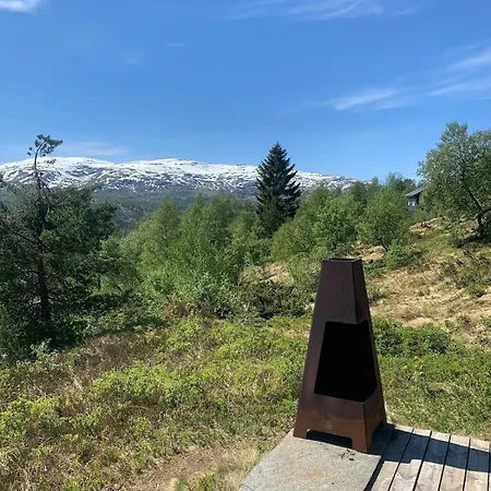 At Kvamskogen With A Great View Ferienhaus *